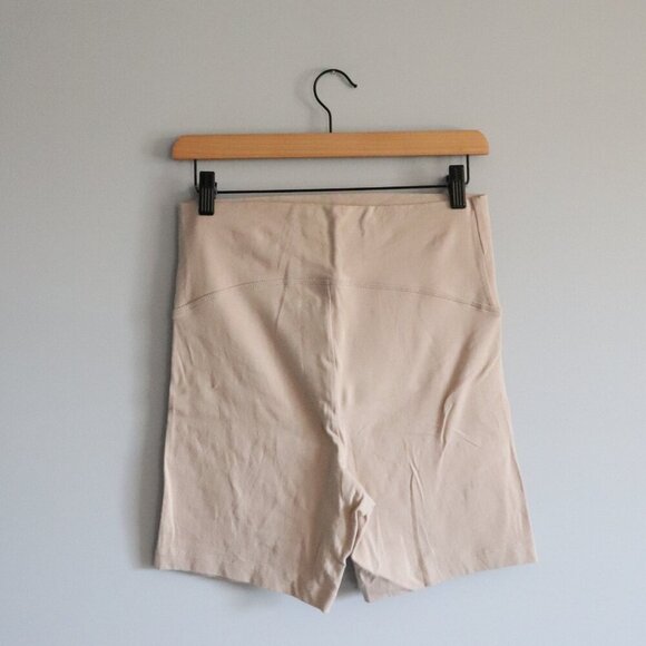 Old Navy Women's Cream Sz S Maternity High Waist Stretch Shorts - Picture 2 of 9